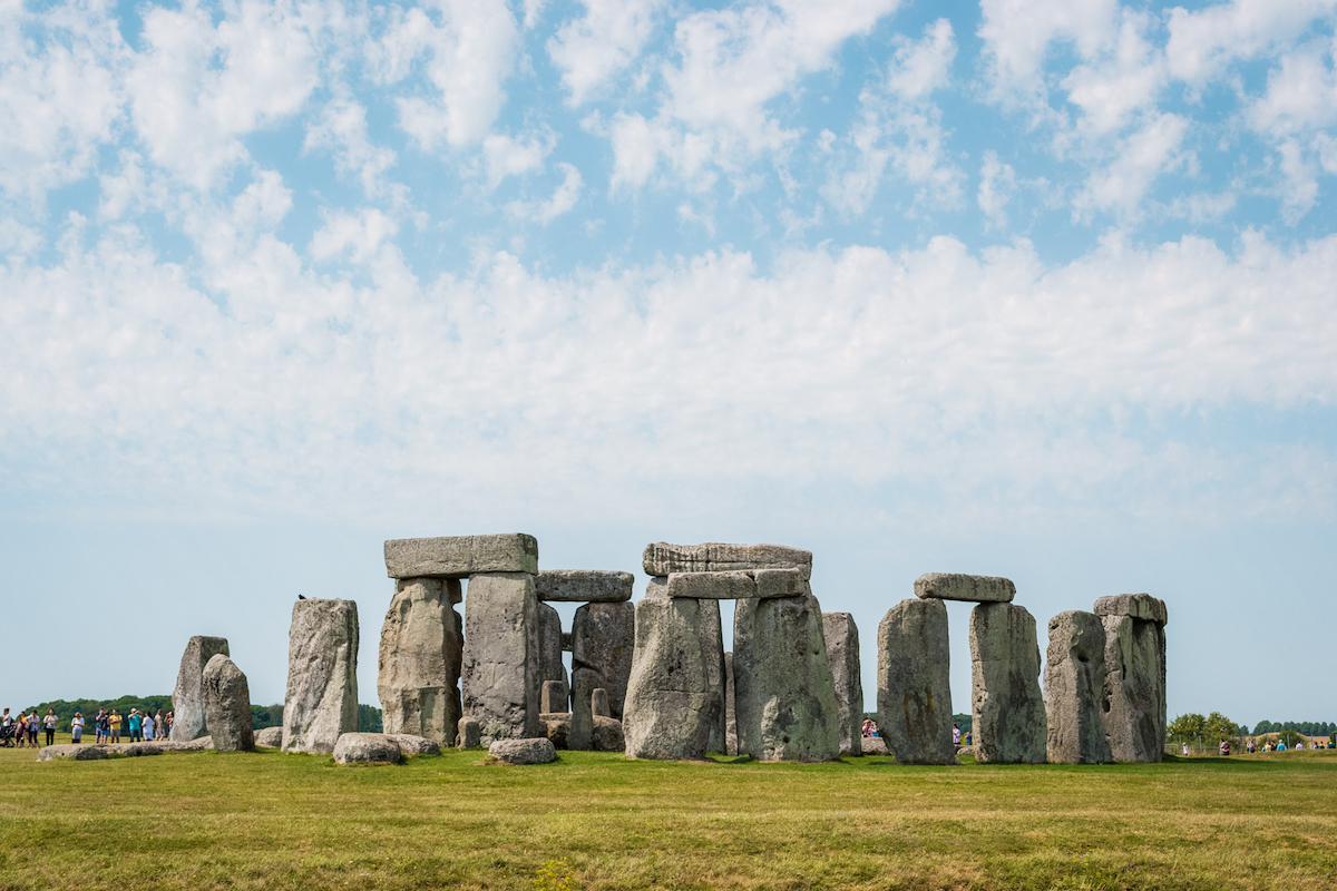 Bucket list ideas: visit Stonehenge and learn about the mysterious rocks in a circle.