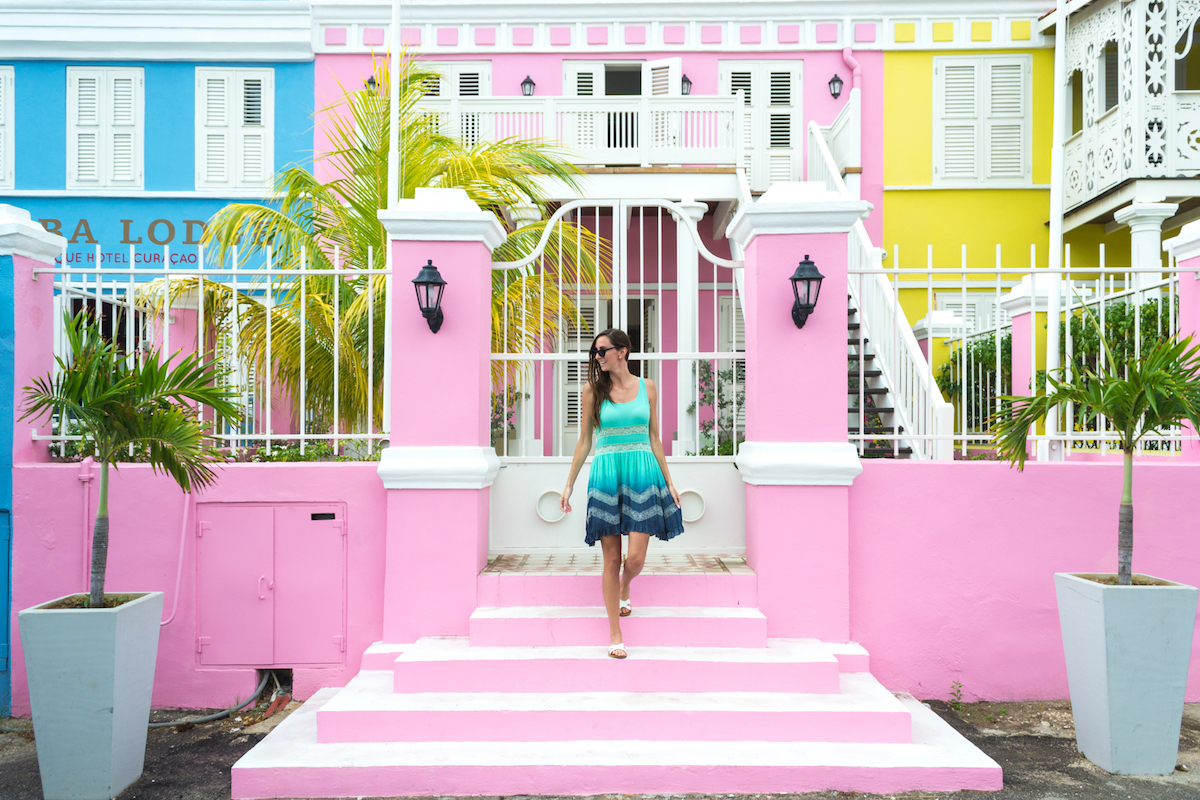 In the debate between Aruba vs Curacao, Curacao definitely has more Dutch culture like these colorful buildings in Willemstad.