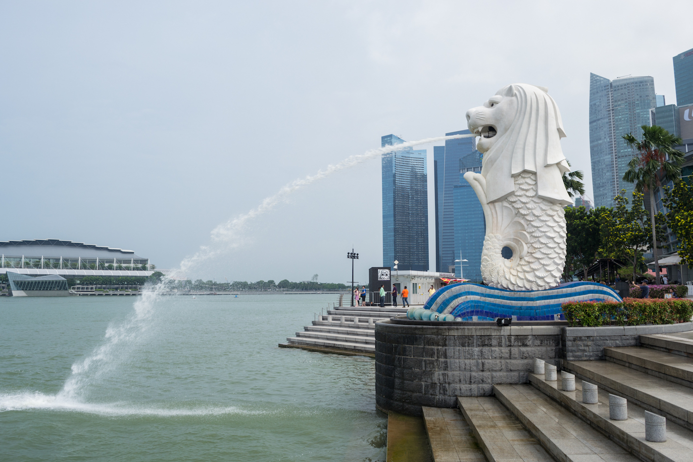 The Merlion statue by the water in Singapore.