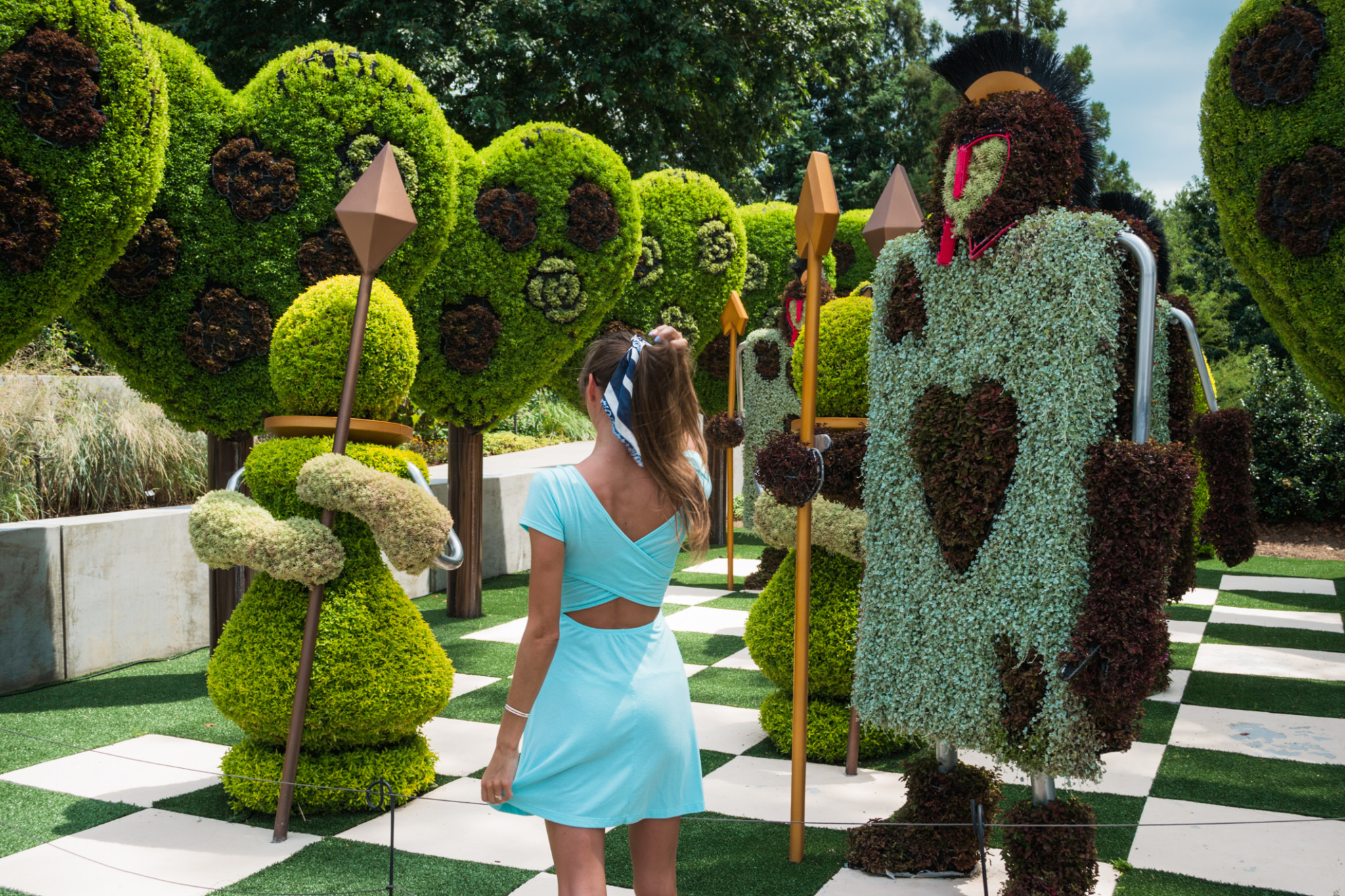 The Alice in Wonderland Gardens Exhibit • Jetset Jansen