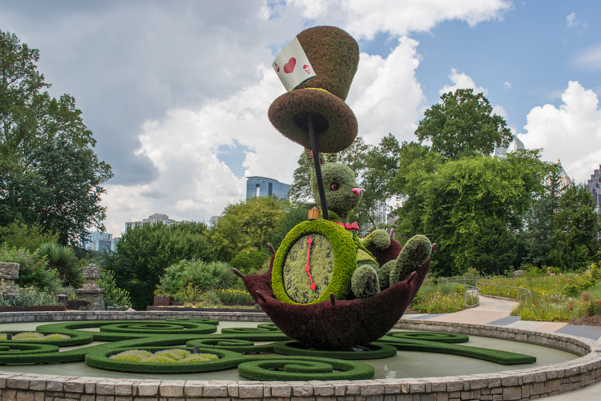 The Alice in Wonderland Gardens Exhibit • Jetset Jansen