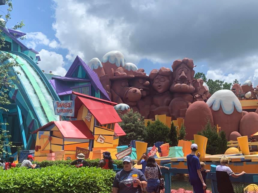 Islands of Adventure vs Universal Studios: Which One is Better?