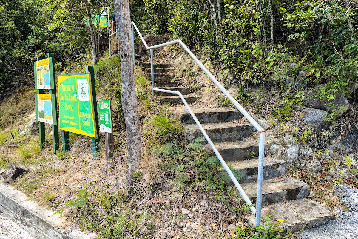 The steeper trailhead to Gorda Peak National Park.